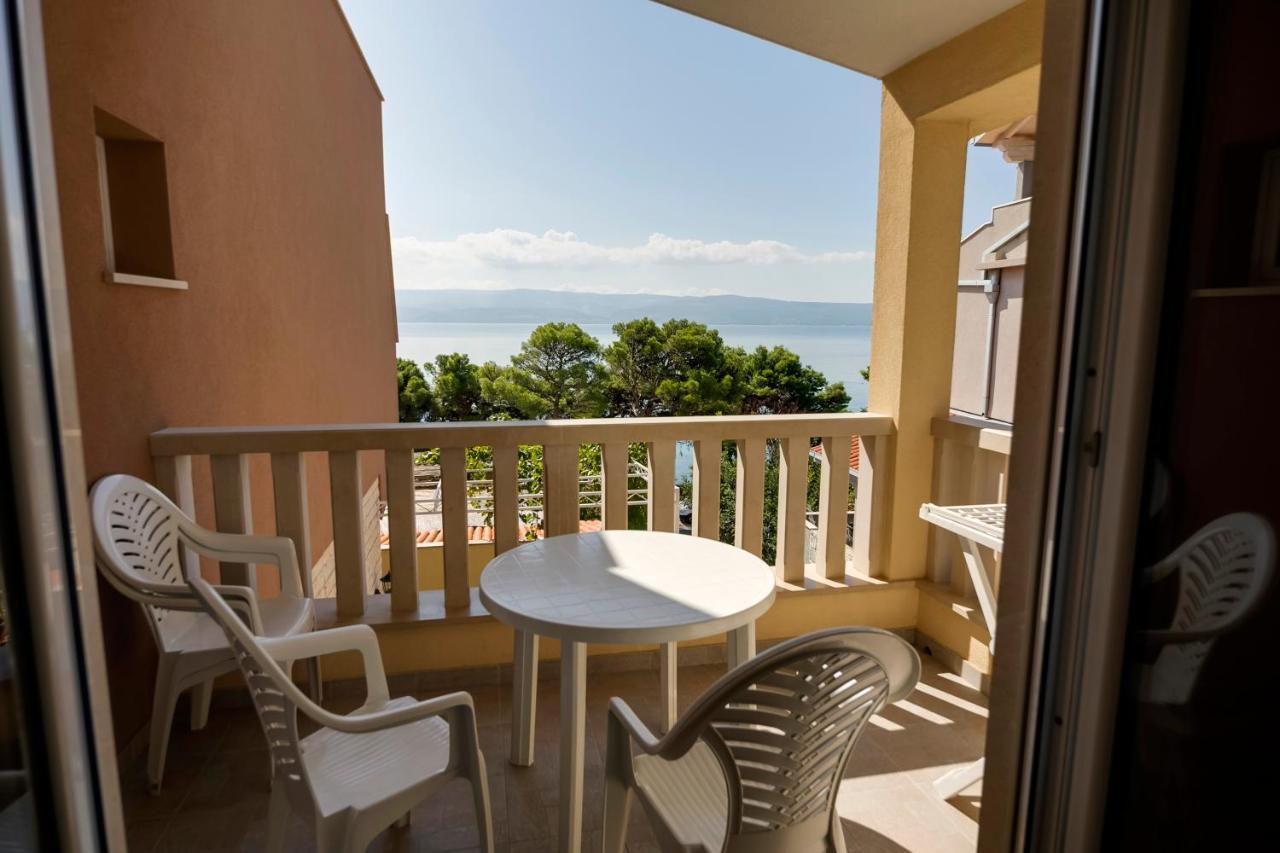 Dalmacija Bed & Breakfast Omis Exterior photo