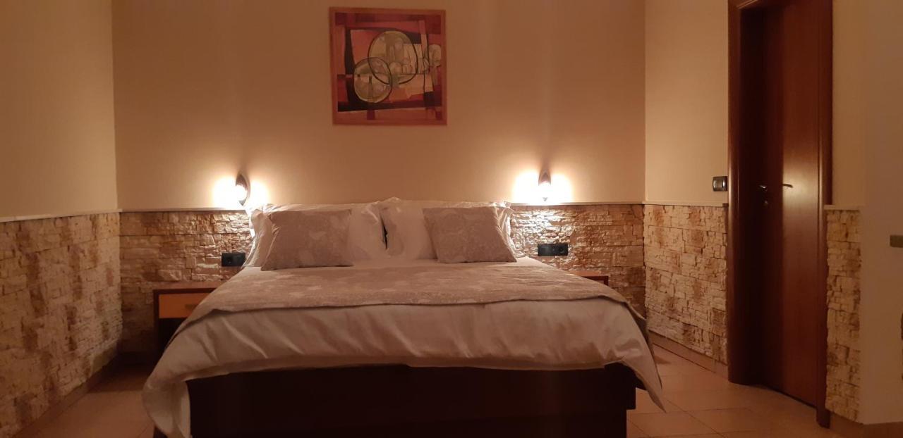 Dalmacija Bed & Breakfast Omis Exterior photo